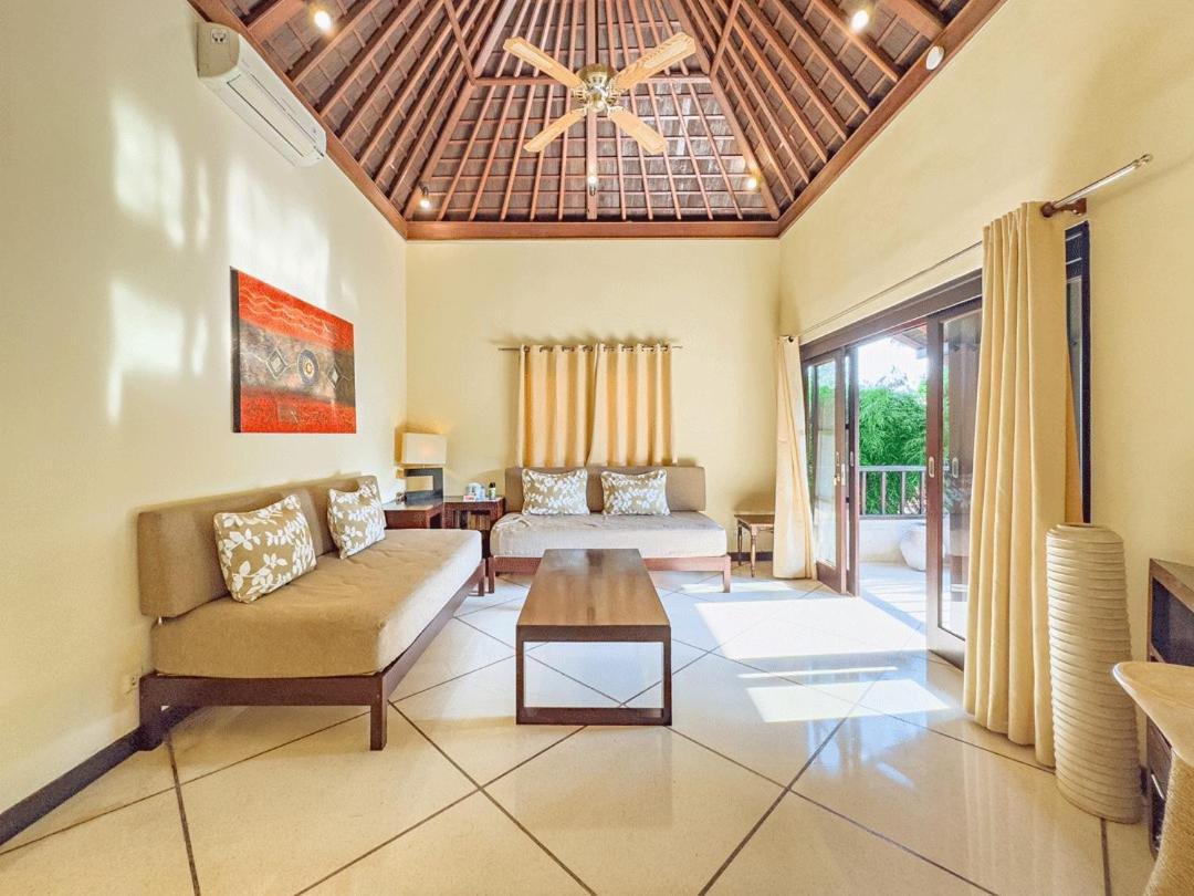 Villa Bugis Abimanyu Seminyak 外观 照片
