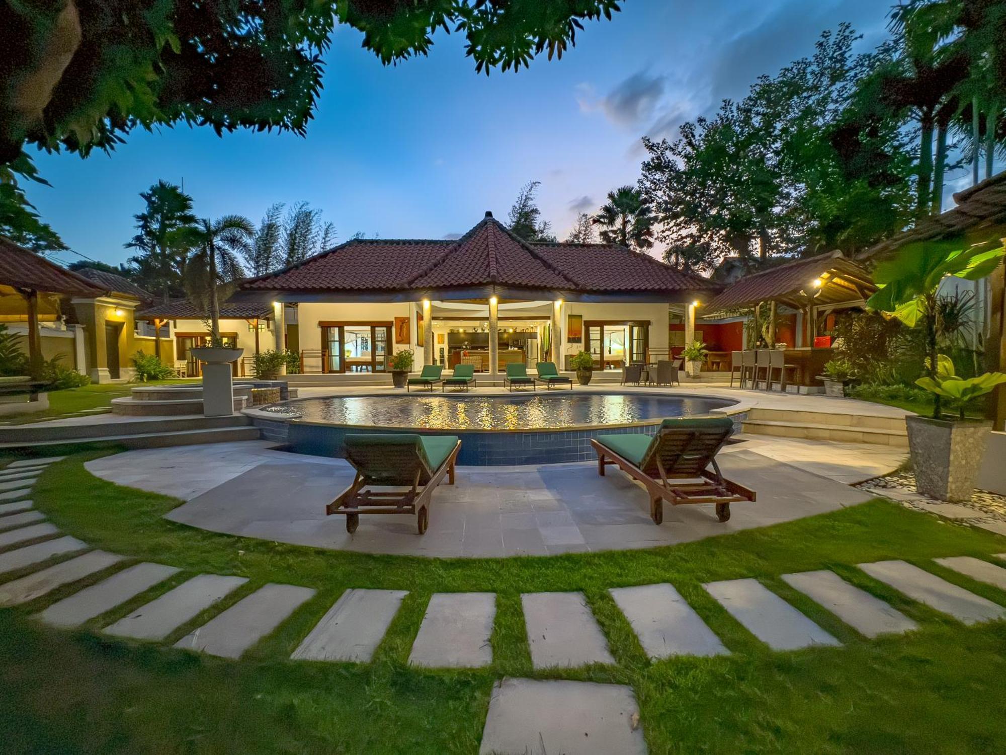 Villa Bugis Abimanyu Seminyak 外观 照片
